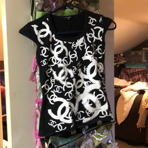 Chanel top
